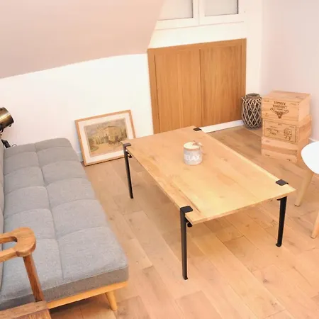 Charming Modern Near Saint-germain Paris