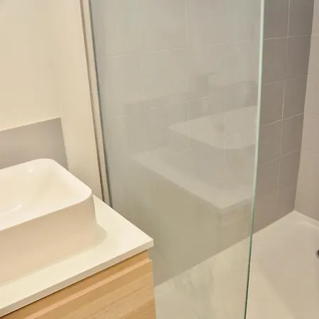 Charming Modern Near Saint-germain Paris